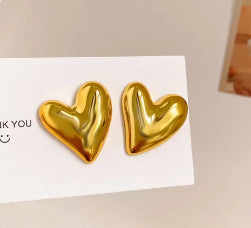 E4679D Aretes corazon globo acrilico 3cm