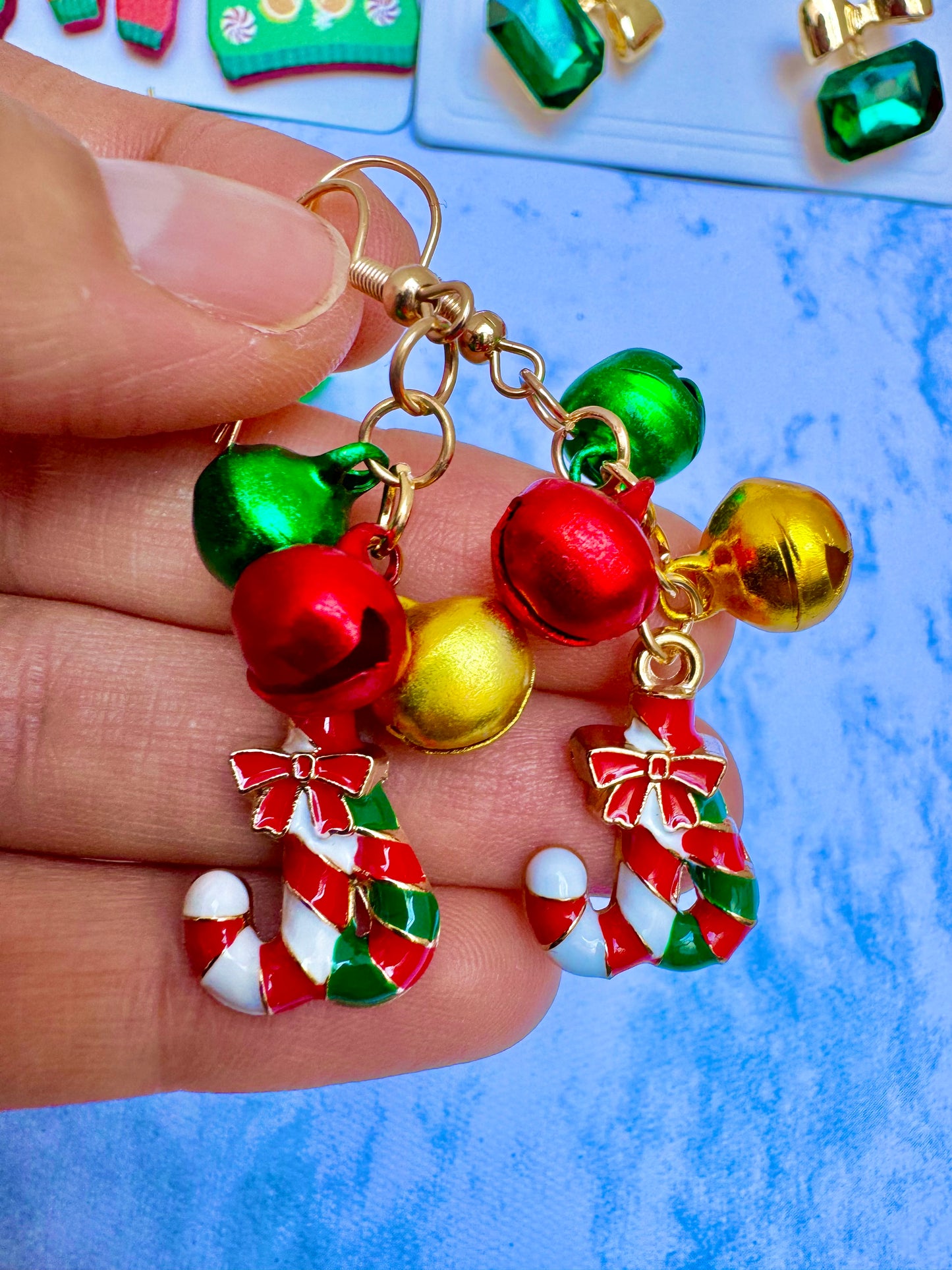 E1928 Aretes baston Navidad cascabeles gancho 5cm
