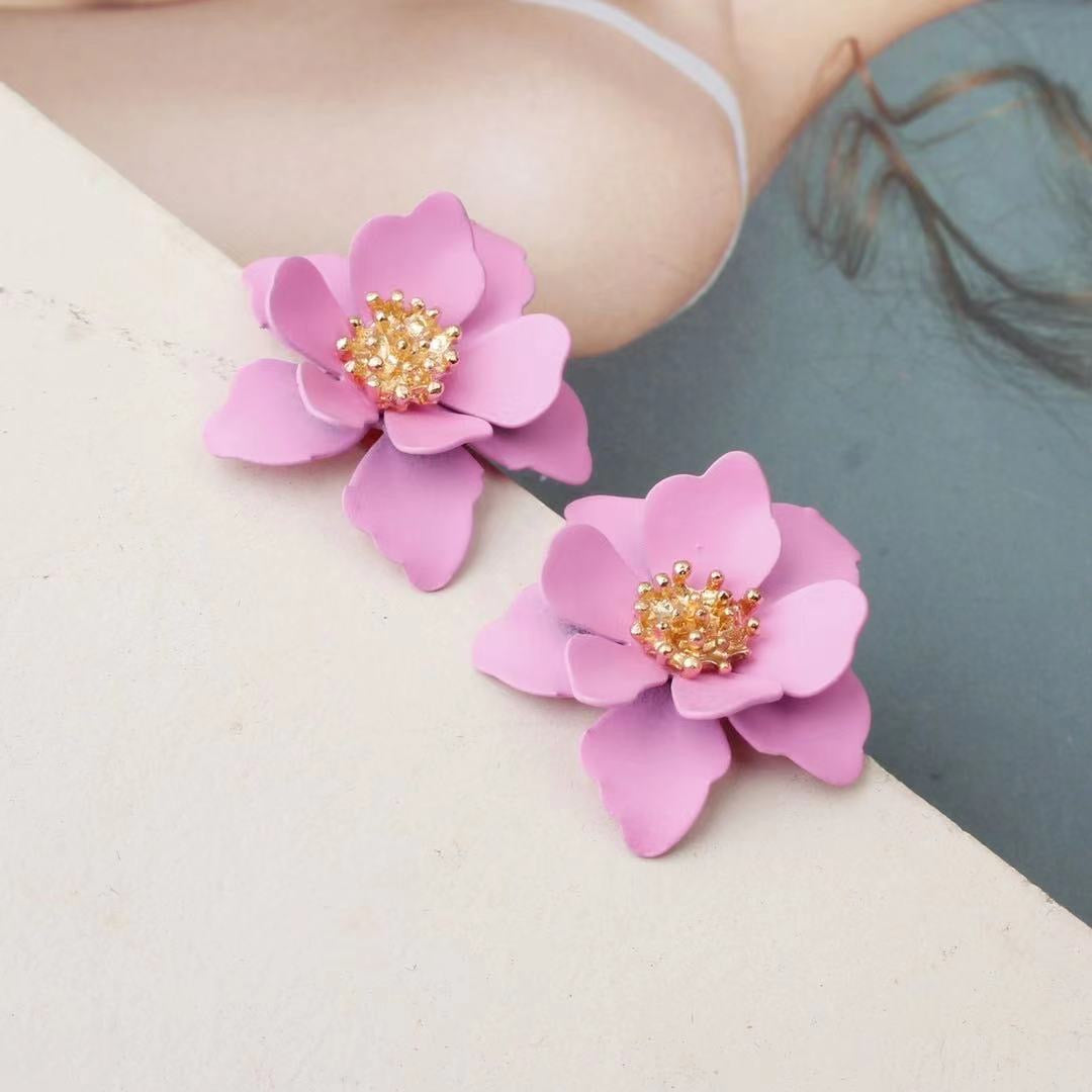 E3868 Aretes flor rosa aleacion esmaltado 2cm