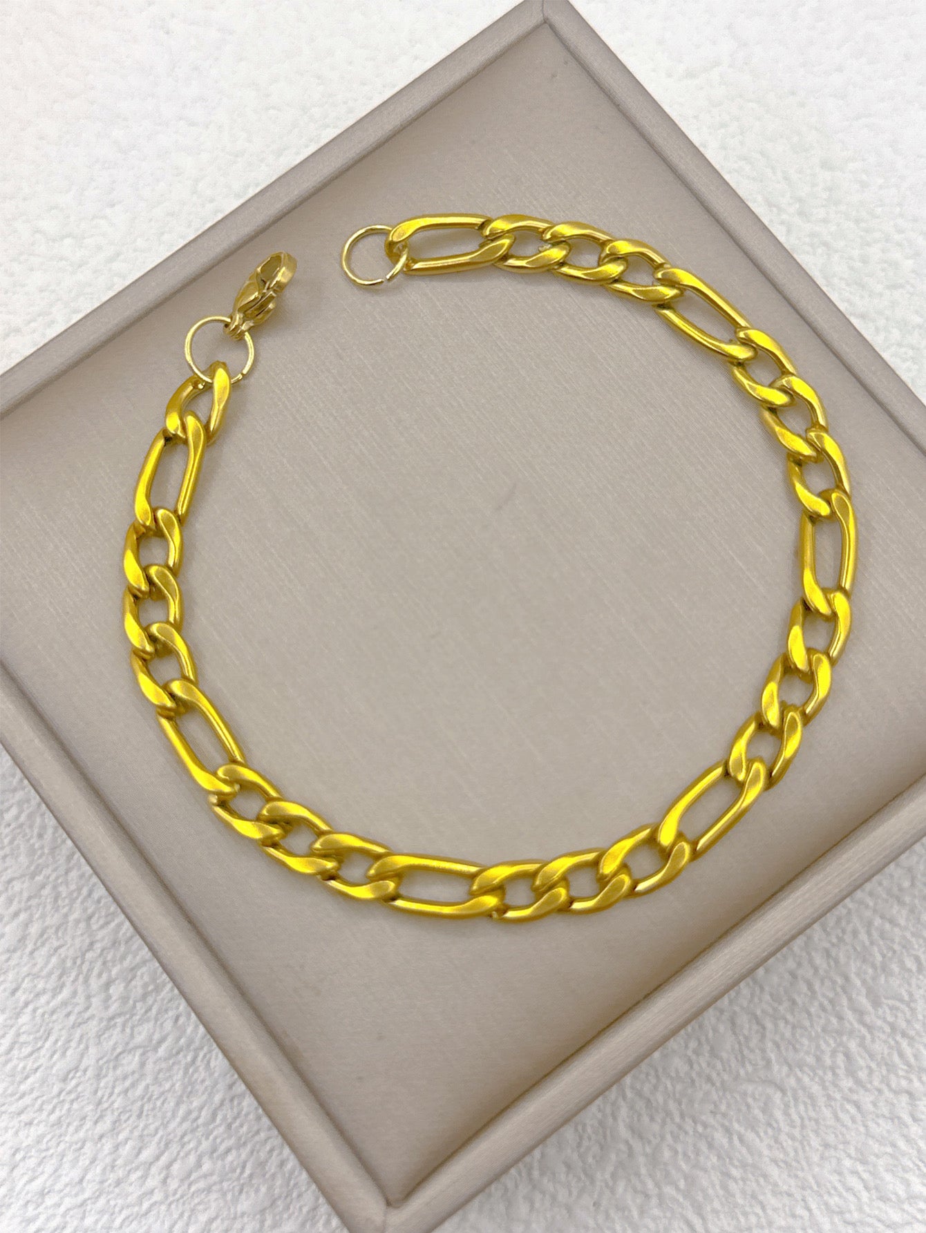 B289D Pulsera dorada acero inoxidable 20cm