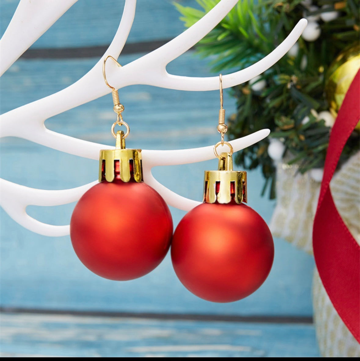 E4734 Aretes esfera roja aleación 5cm