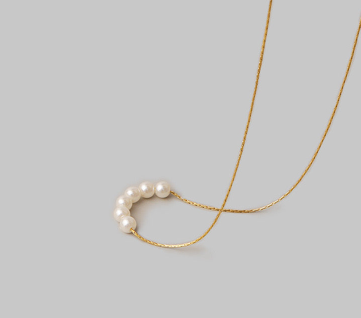 C245 Collar Perlas acero inoxidable chapado en oro de 18K