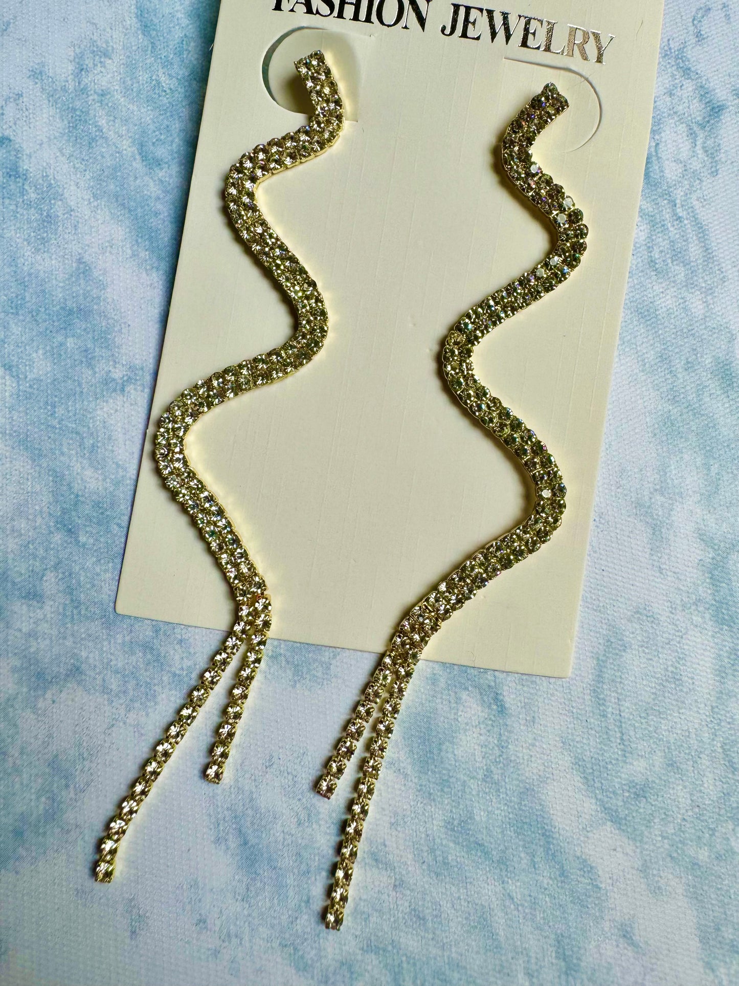 E34 Aretes Dorados Brillantes Serpiente Aleación