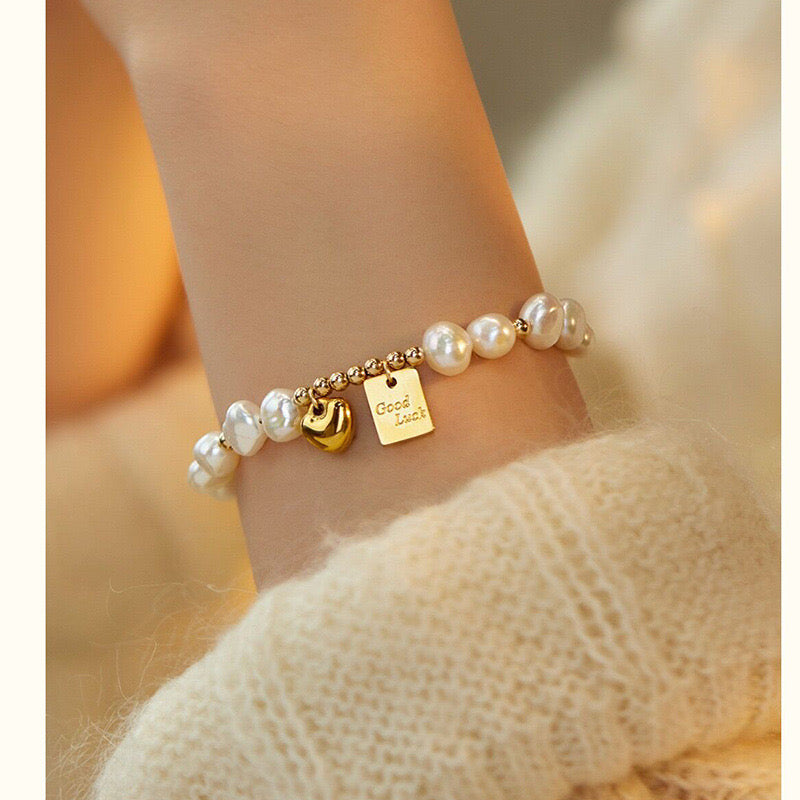 B254 Pulsera perlas de agua dulce corazon 21cm a ajustar