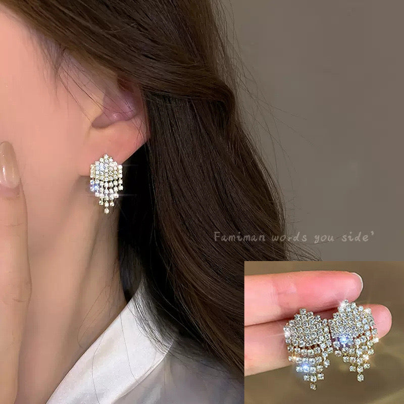 E4682 Aretes cortina brillante poste de plata 2cm