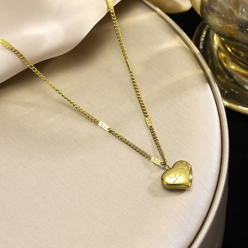 C1598 Collar corazón love acero de titanio