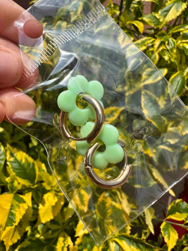 Aretes E5V Flor Chica Argolla Aleación Verde