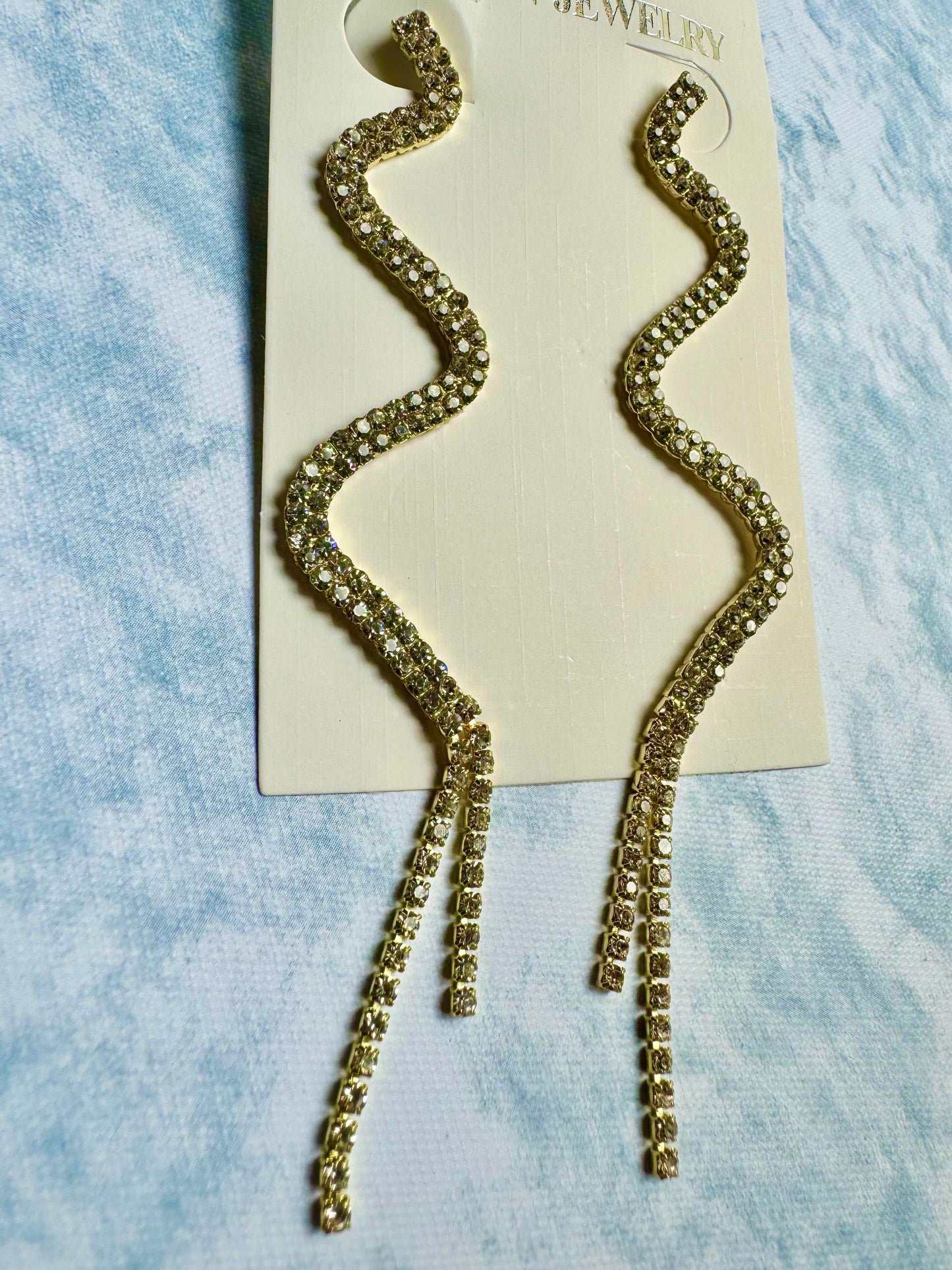 E34 Aretes Dorados Brillantes Serpiente Aleación