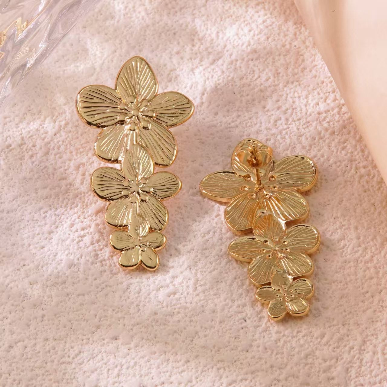 E2548 Aretes flores acero inoxidable 4cm