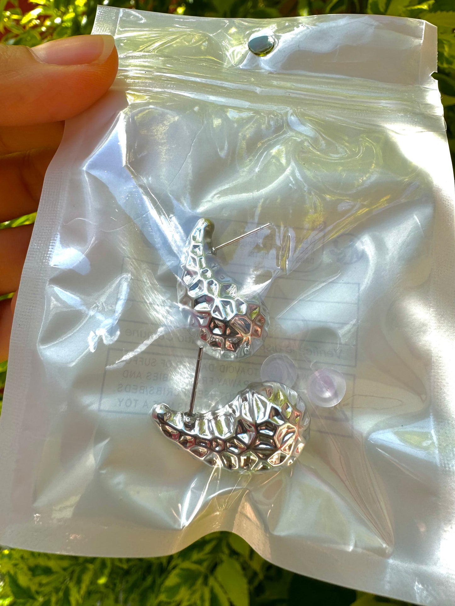 J345P Aretes gota imitación bottega dorado ligeros acrílico