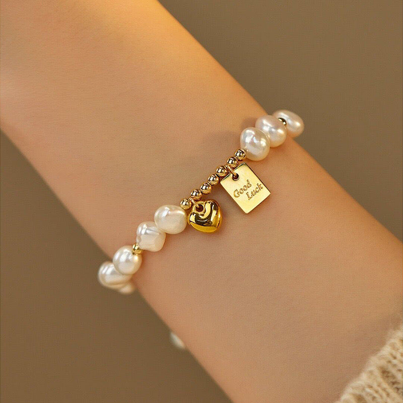 B254 Pulsera perlas de agua dulce corazon 21cm a ajustar