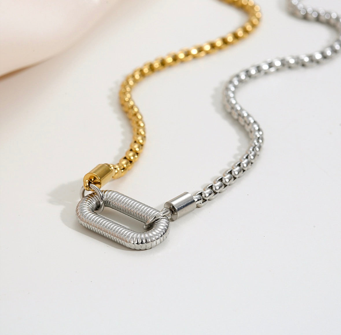 C2102 collar dorado y plateado acero inoxidable