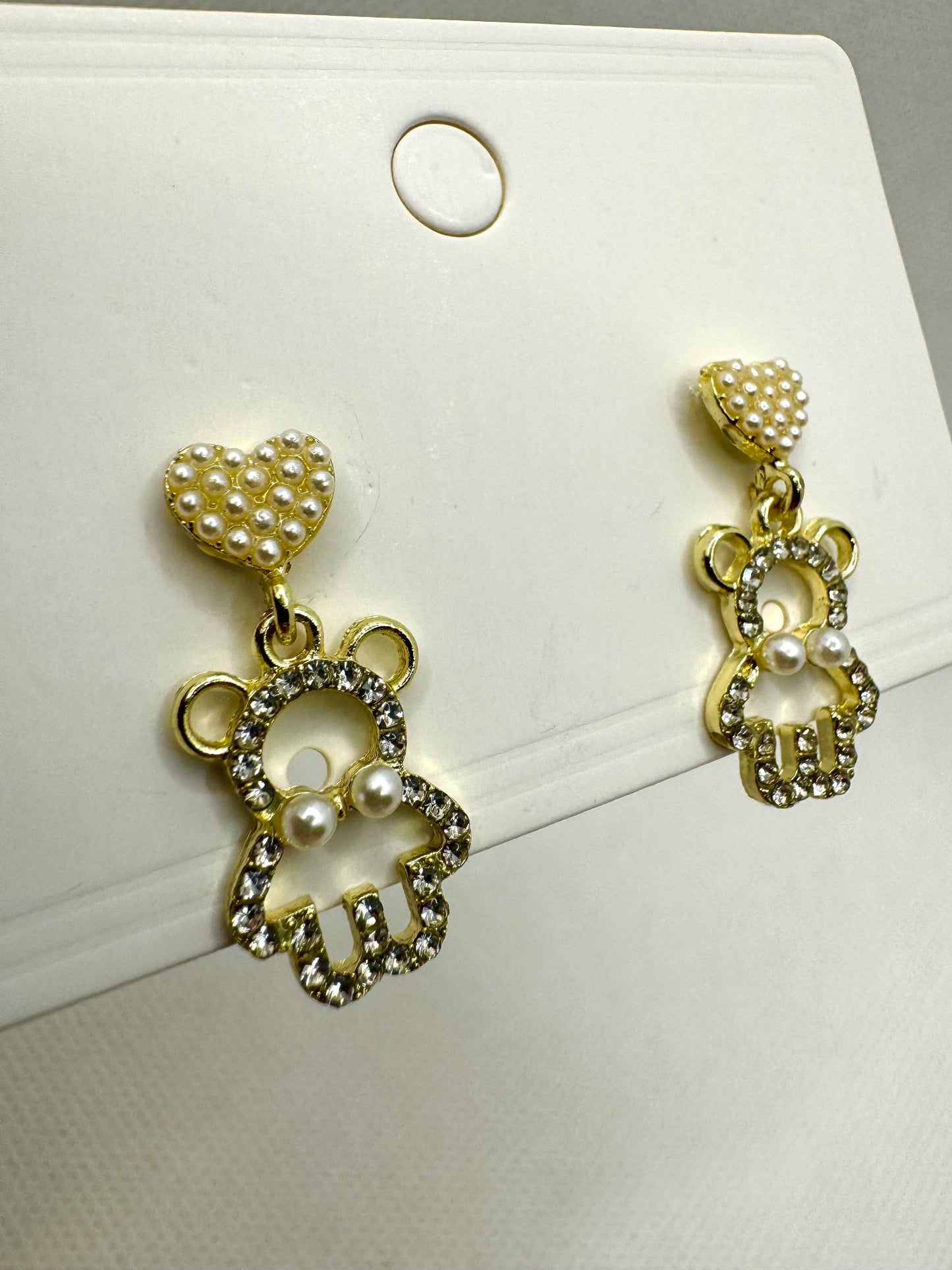 E887 Aretes Brillantes Oso Corazón