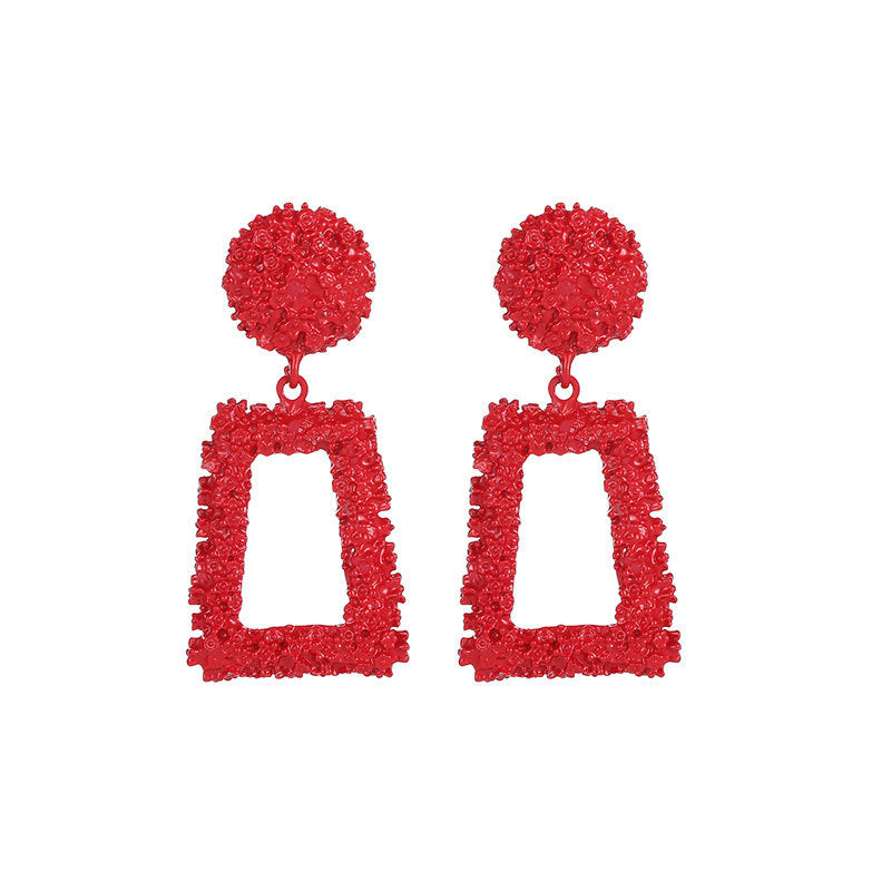 E7147 Aretes rectangular rojo con textura aleacion 7cm
