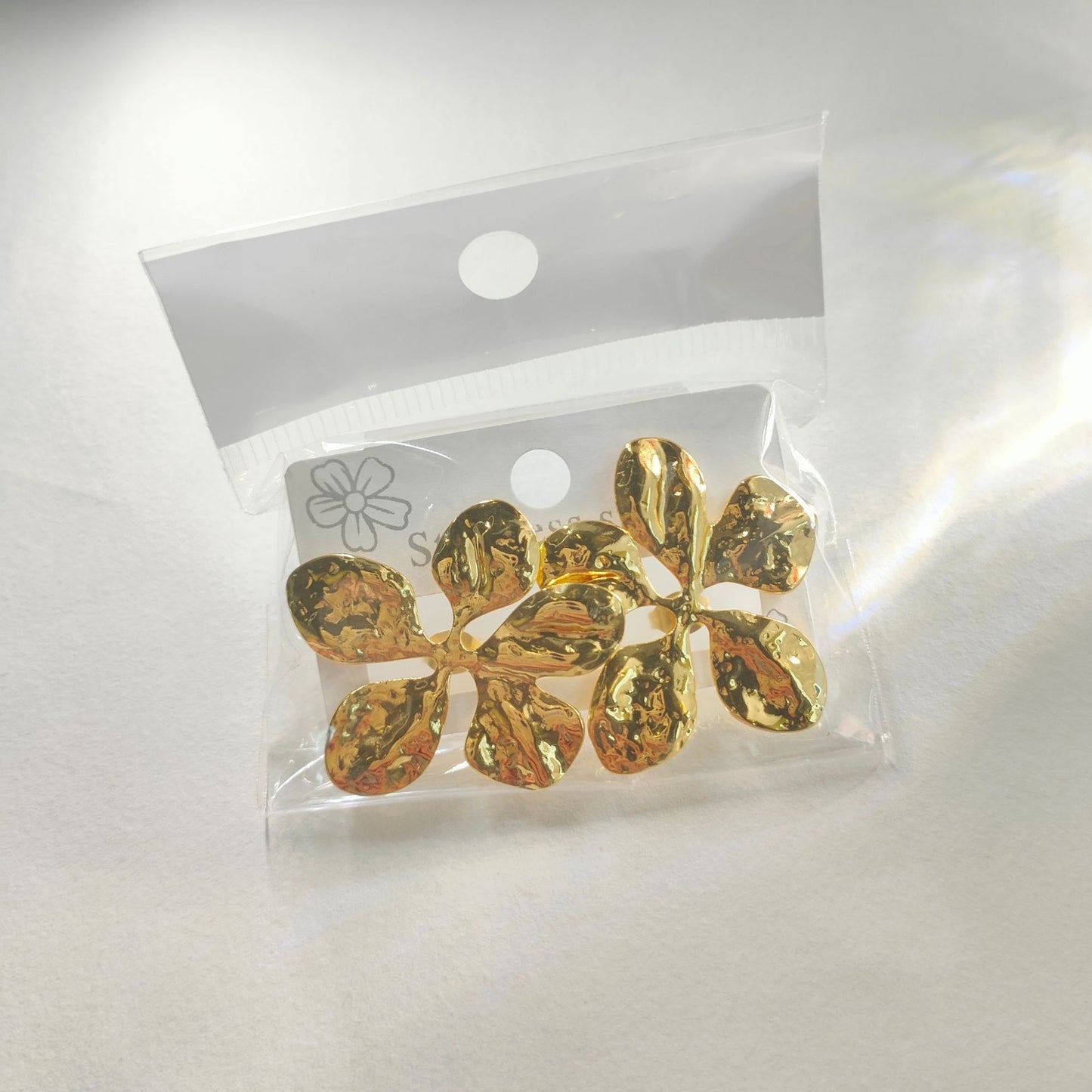 E5022 aretes flor dorada acero inoxidable 4cm