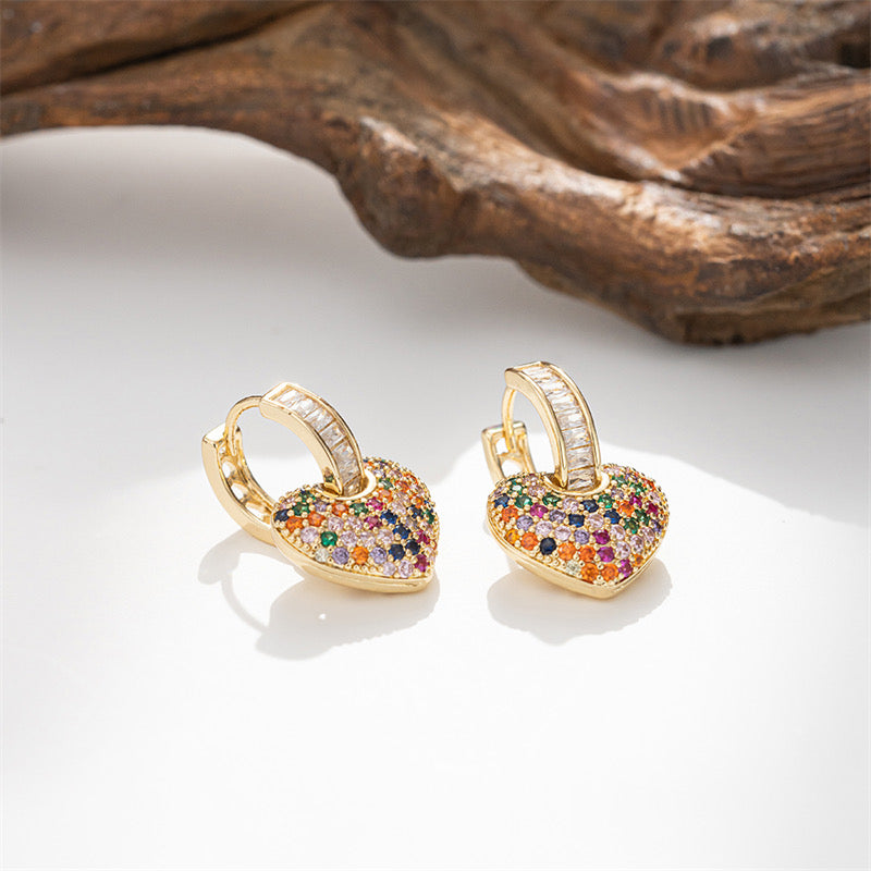 E2470 Aretes corazon cobre zircon enchapado 2.5cm
