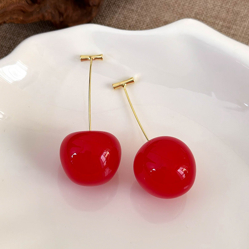 E2140 Aretes cereza roja grandes aleacion de zinc acrilico 6cm