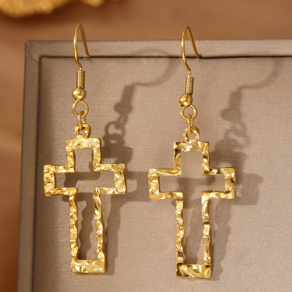 J406 Aretes cruz acero inoxidable 5cm