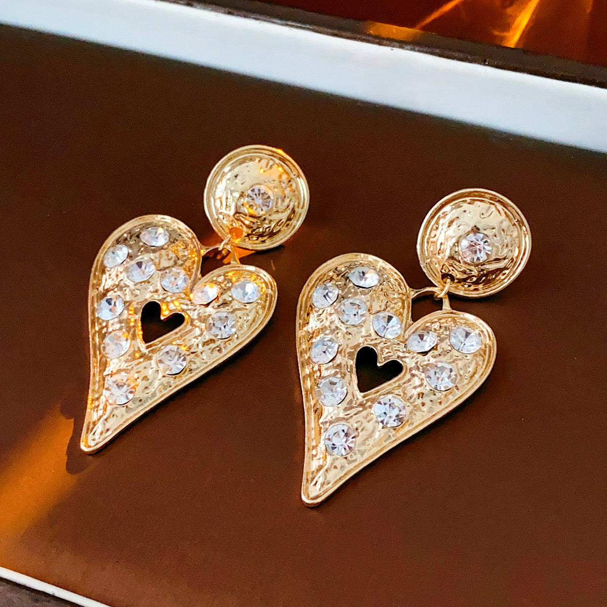 E7165 Aretes corazón dorado elegante de fiesta aleacion 9cm