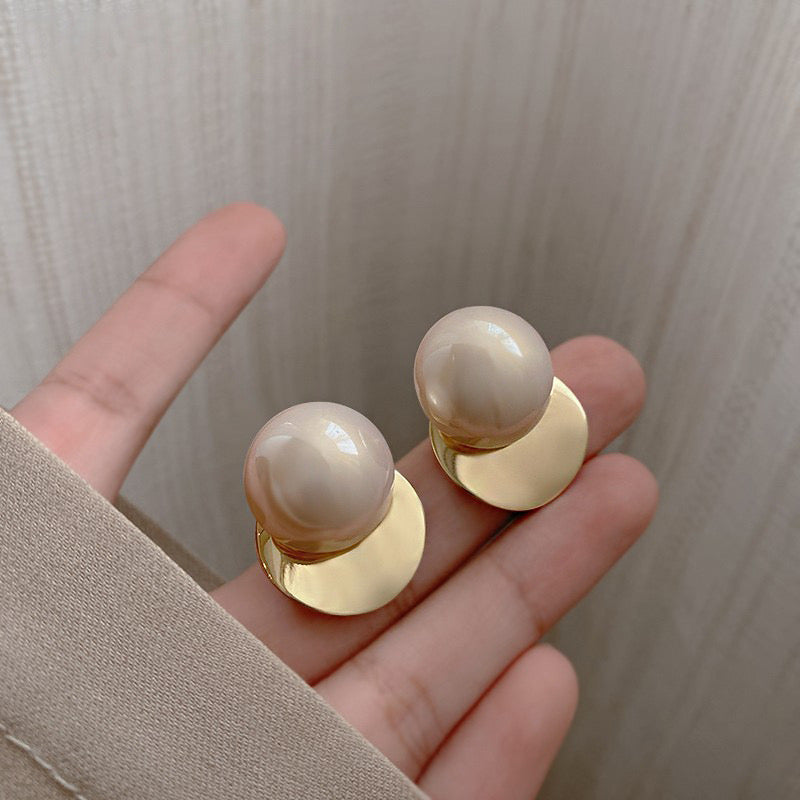 E5869 Aretes dorados perla aguja de plata aleacion 3cm