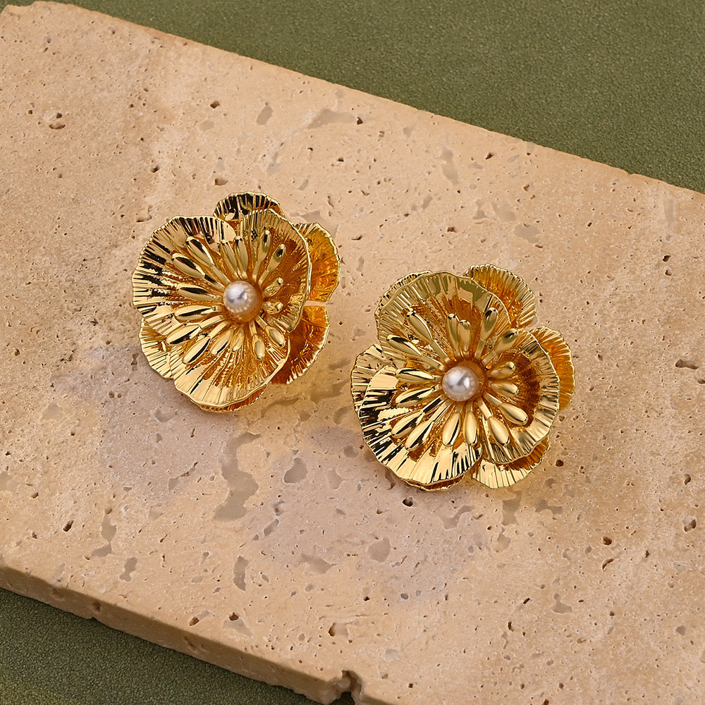 E4588 aretes flor dorada acero inoxidable chapado en oro de 18k 4cm