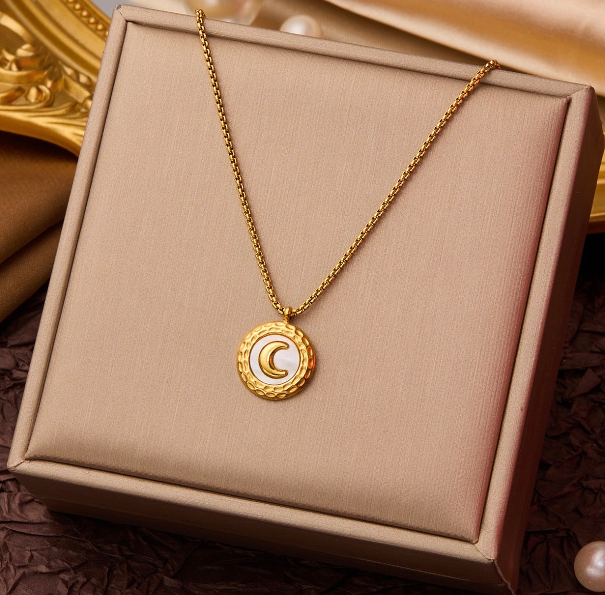 C1452 Collar concha blanca luna acero inoxidable 20cm, dije 1cm