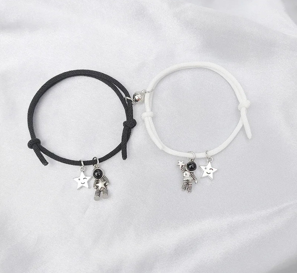 B431BN Pulsera dúo astronauta pareja