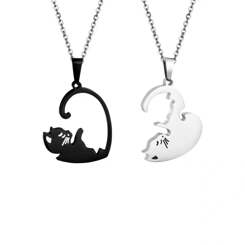 C1138 Collar dúo de pareja corazon gatos negro y plateado 22cm largo 5cm dije aleacion