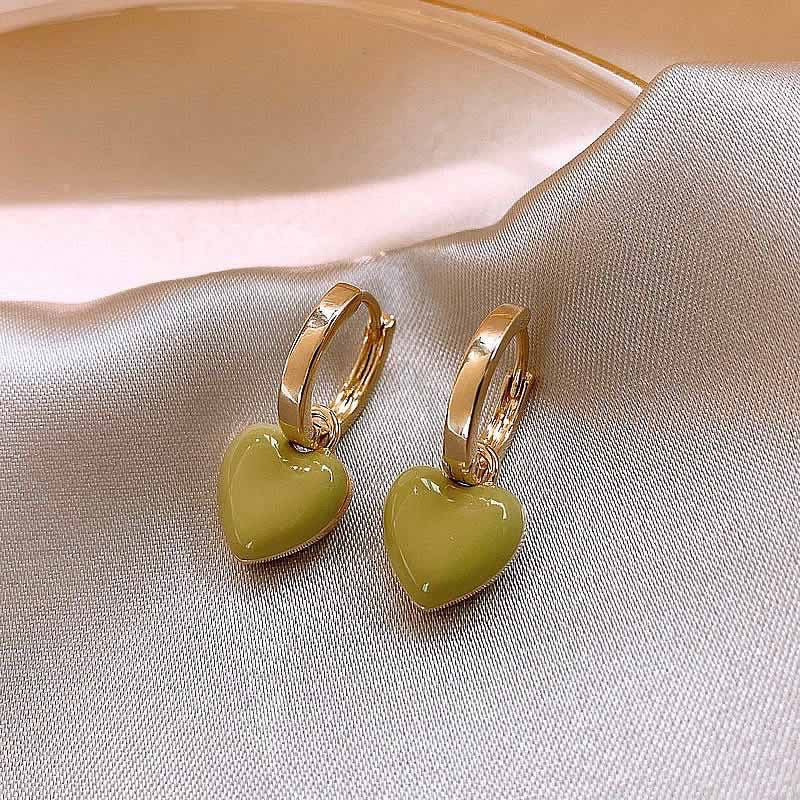 E7093 Aretes argolla corazón verde limón aleacion 1.5cm