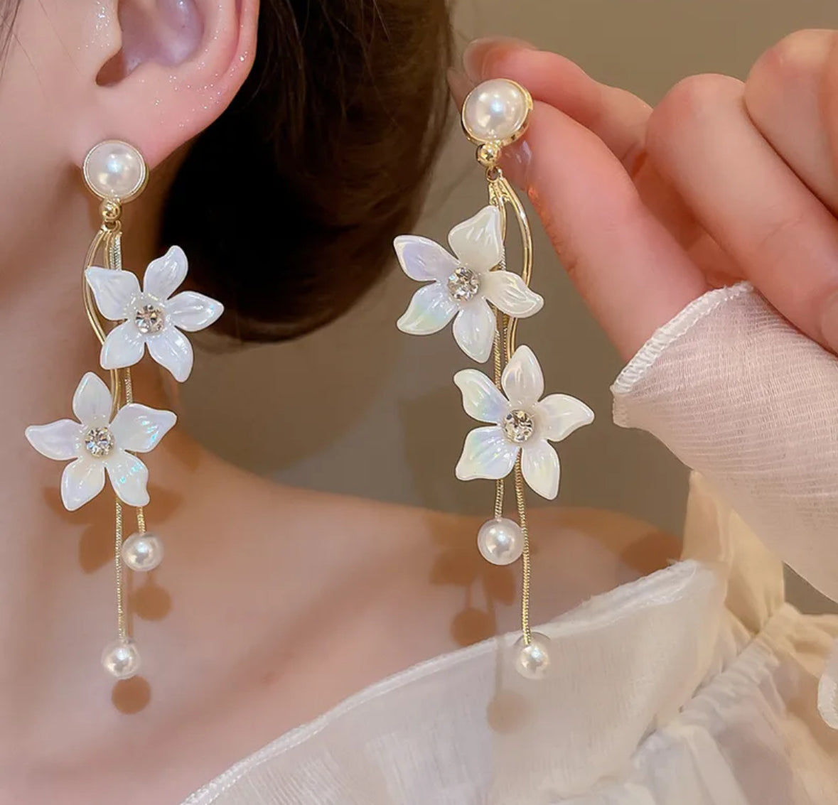 E4652 Arestes flores blancas poste plata 9cm