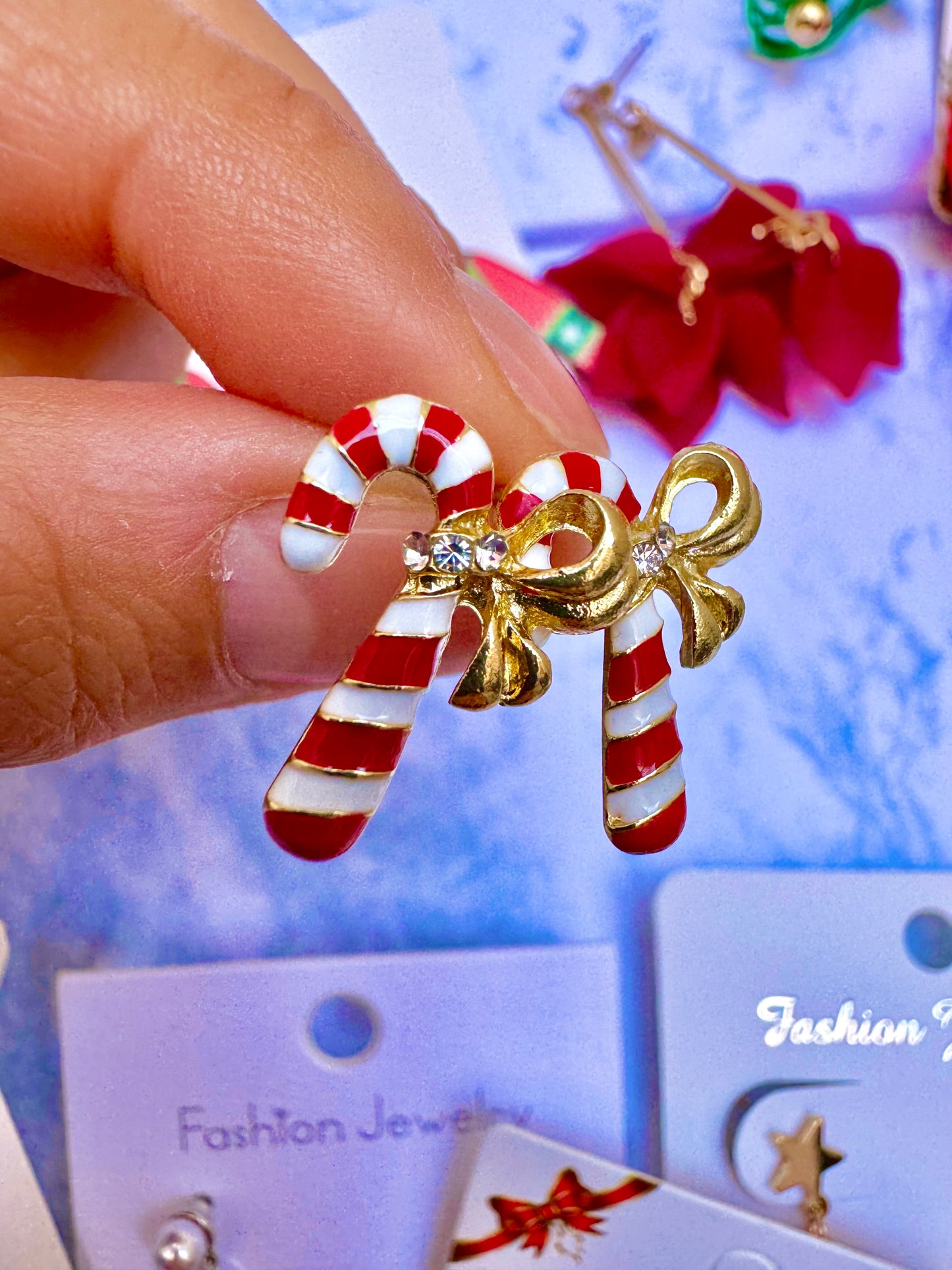 E1931 Aretes baston Navidad esmaltado 1.5cm