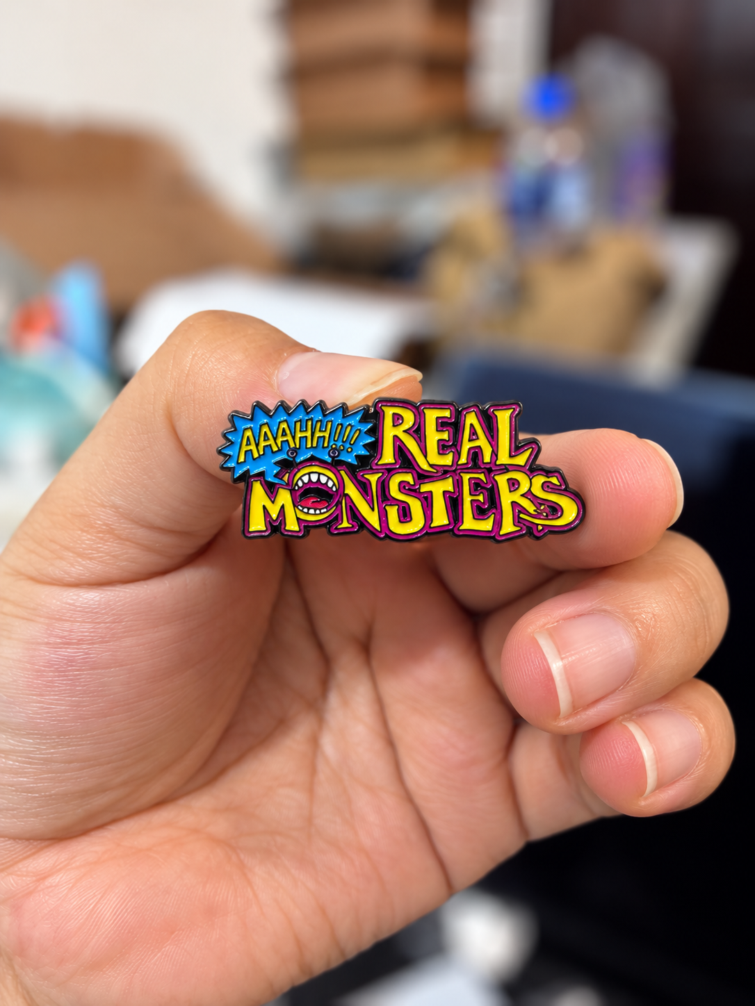 PI0039 Pin broche real monsters para tela accesorio metal esmaltado 3x1cm
