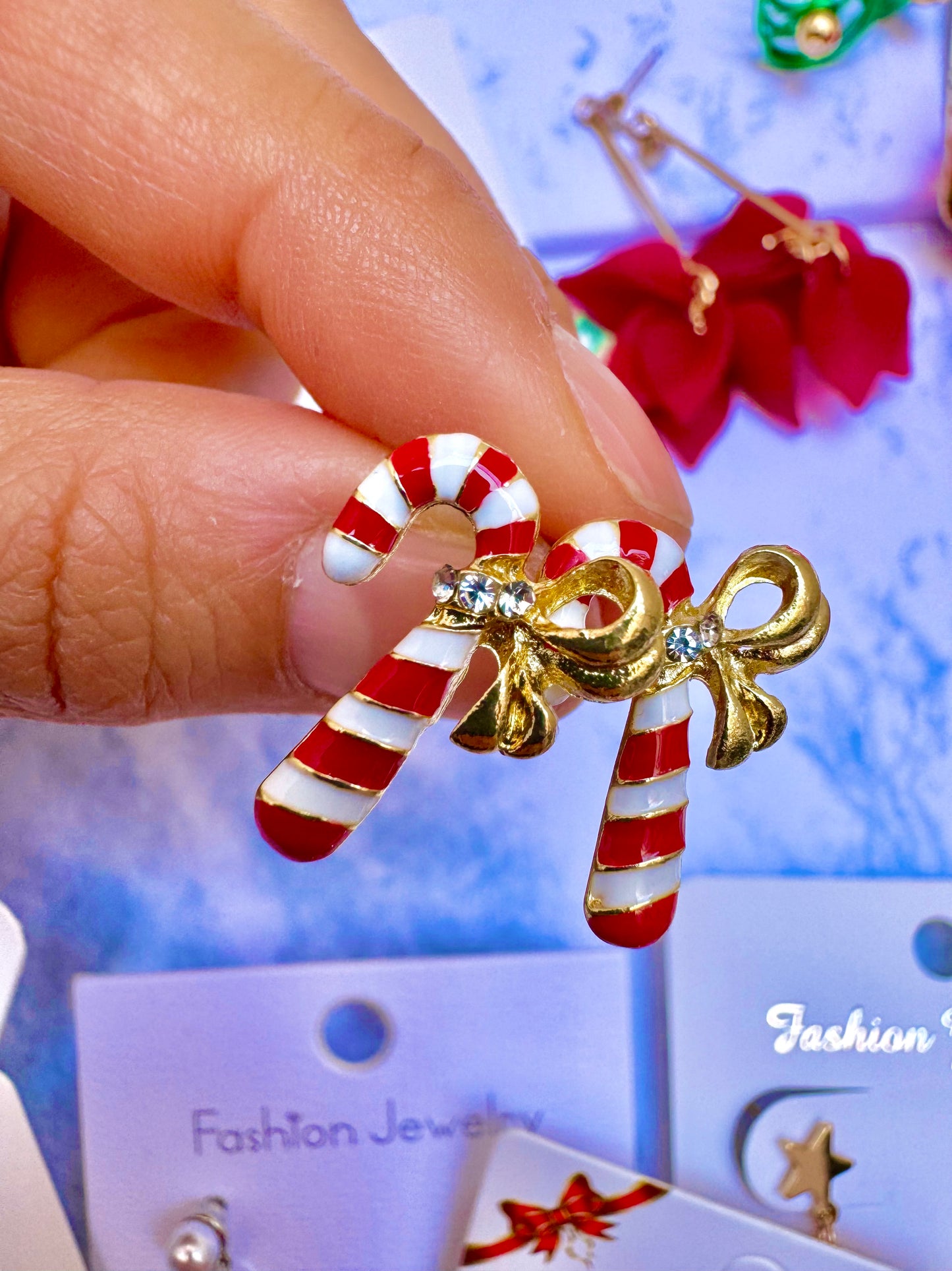E1931 Aretes baston Navidad esmaltado 1.5cm