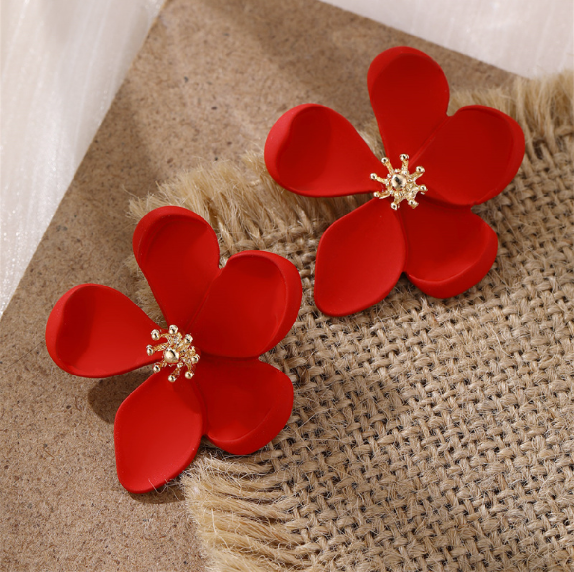 E4790 Aretes flor roja aleacion 4.5cm