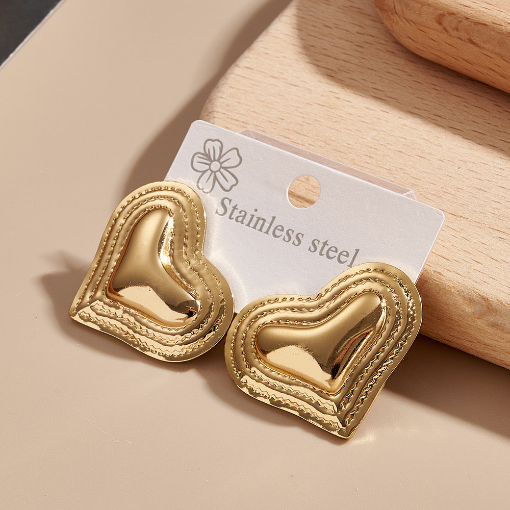 E5092 Aretes corazón dorado acero inoxidable 3cm
