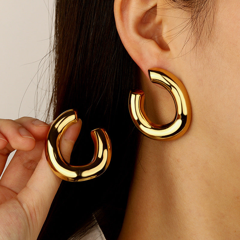 E2965 Aretes dorados acero inoxidable 4cm