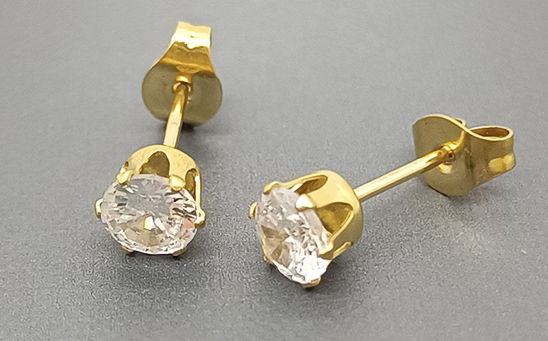 E2472 Aretes cristal acero de titanio 1cm