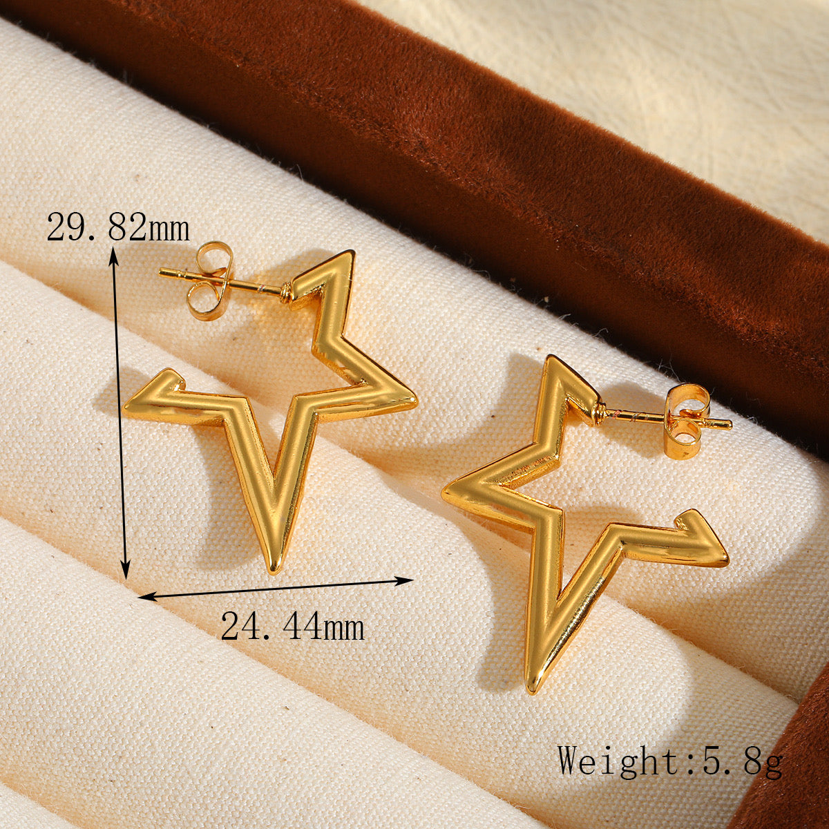 E2530 Aretea estrella dorada acero inoxidable chapado en oro de 18k 2.5cm