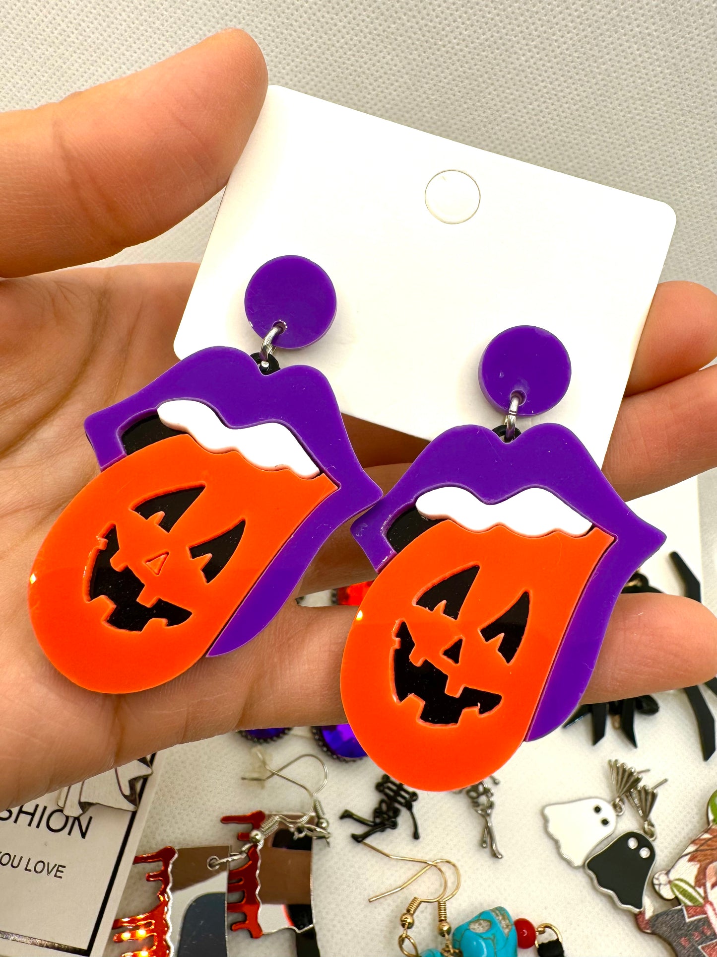 J75 Aretes calabaza acrílico 5.5cm