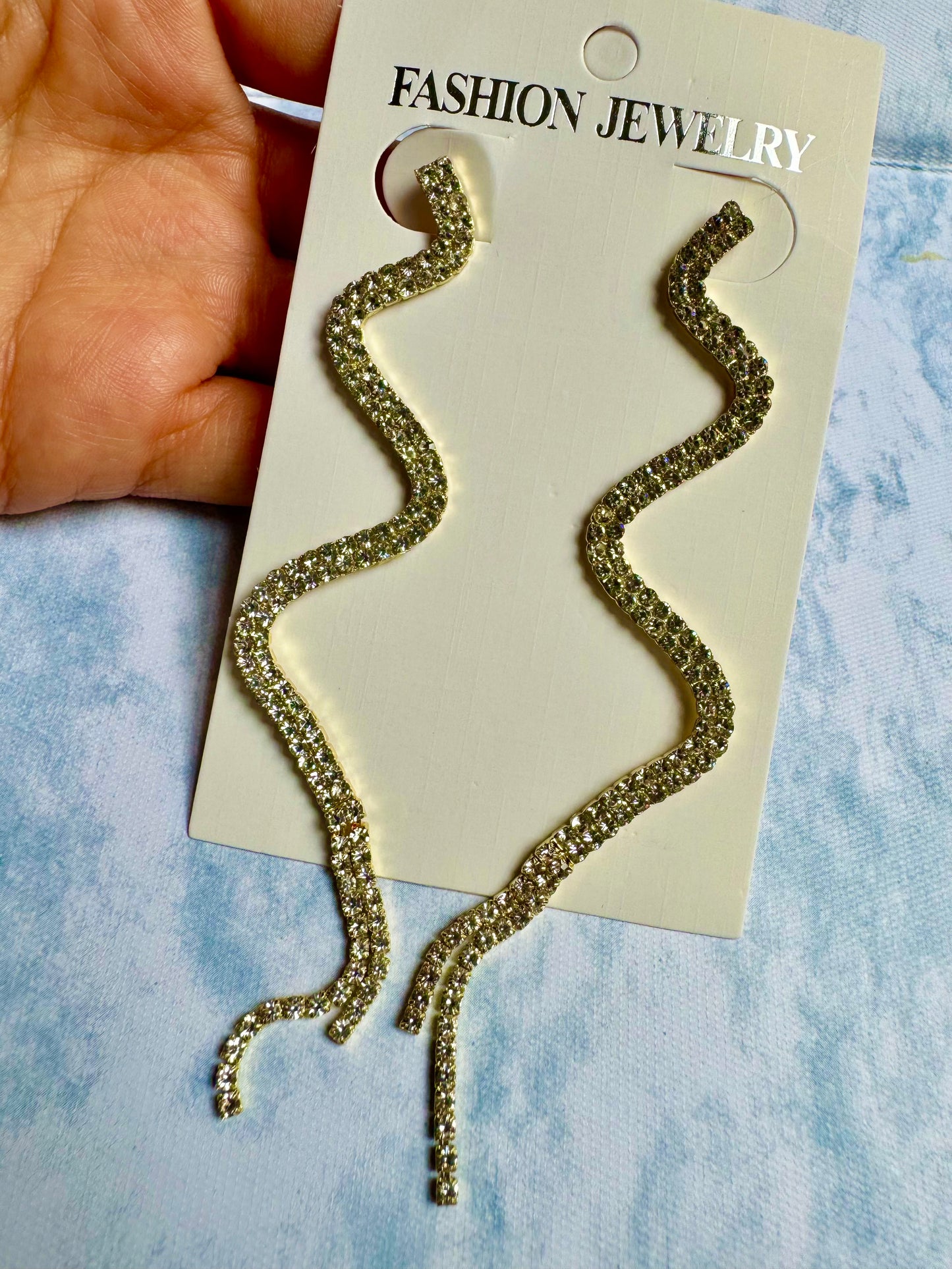 E34 Aretes Dorados Brillantes Serpiente Aleación