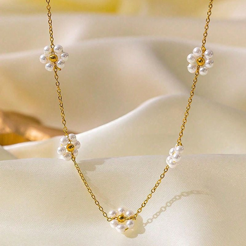 C533 Collar flores acero inoxidable chapado en oro 18k largo 25cm dije 1cm