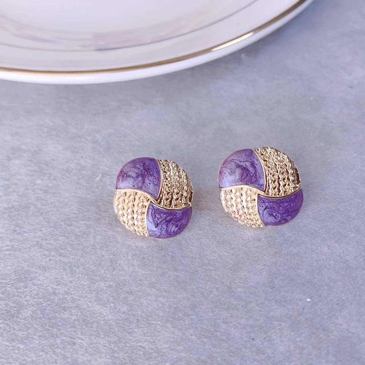 E2458 Aretes morado aleacion poste de plata 2cm