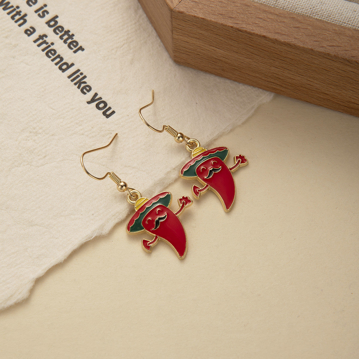 E7110B Aretes chiles patrios aleacion 1cm colgantes