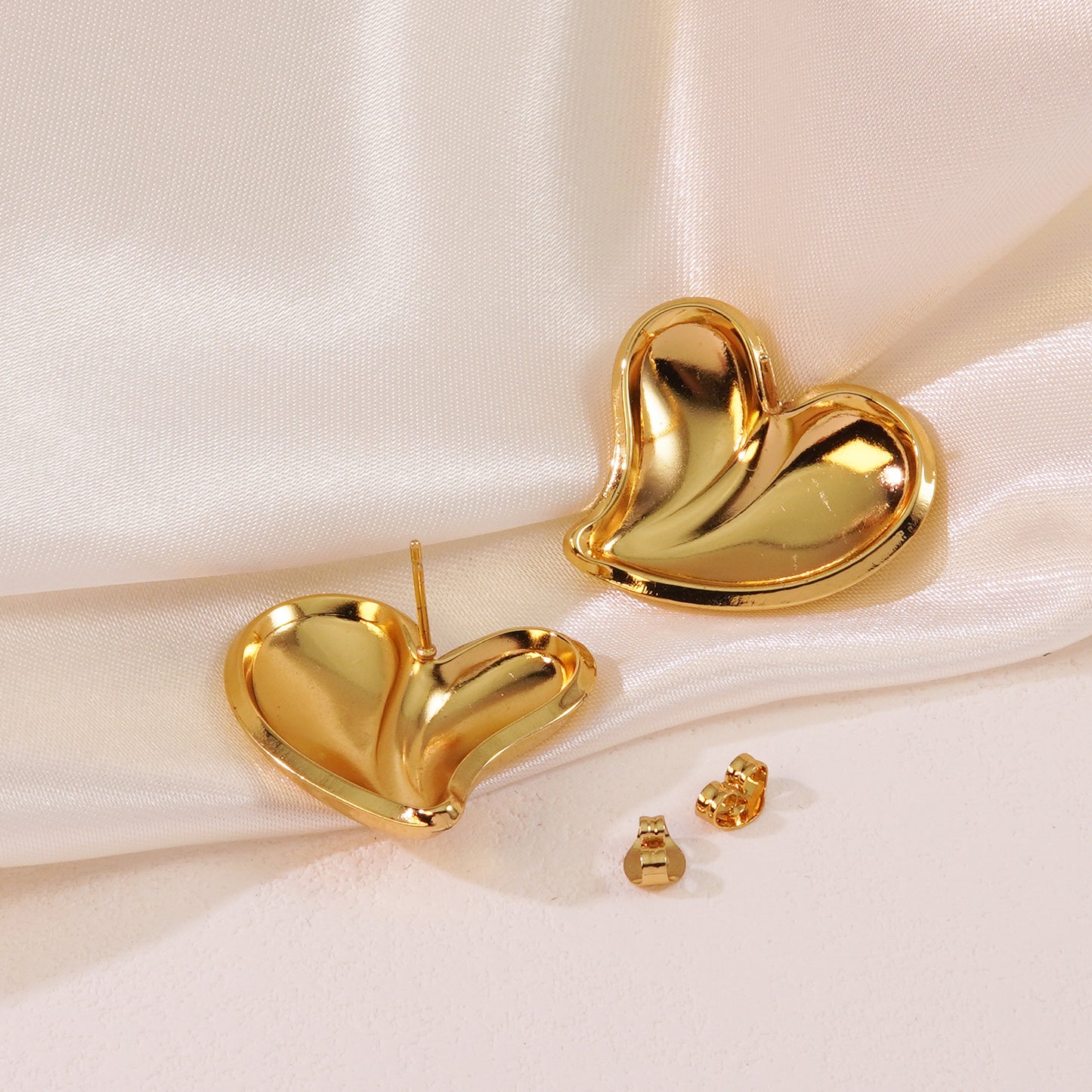 E2426 Aretes corazon acero inoxidable liso 2.3cm