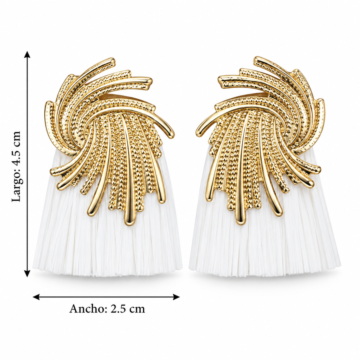 E7400 Aretes detalle dorado aleacion con fleco blanco de rafia