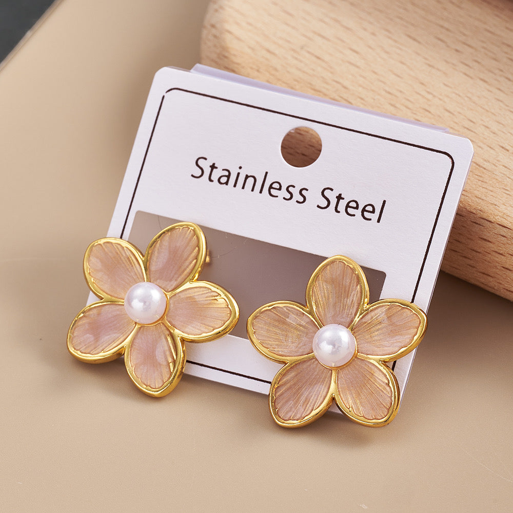 E4737 Aretes flor rosa acero inoxidable chapado en oro de 18k 2cm