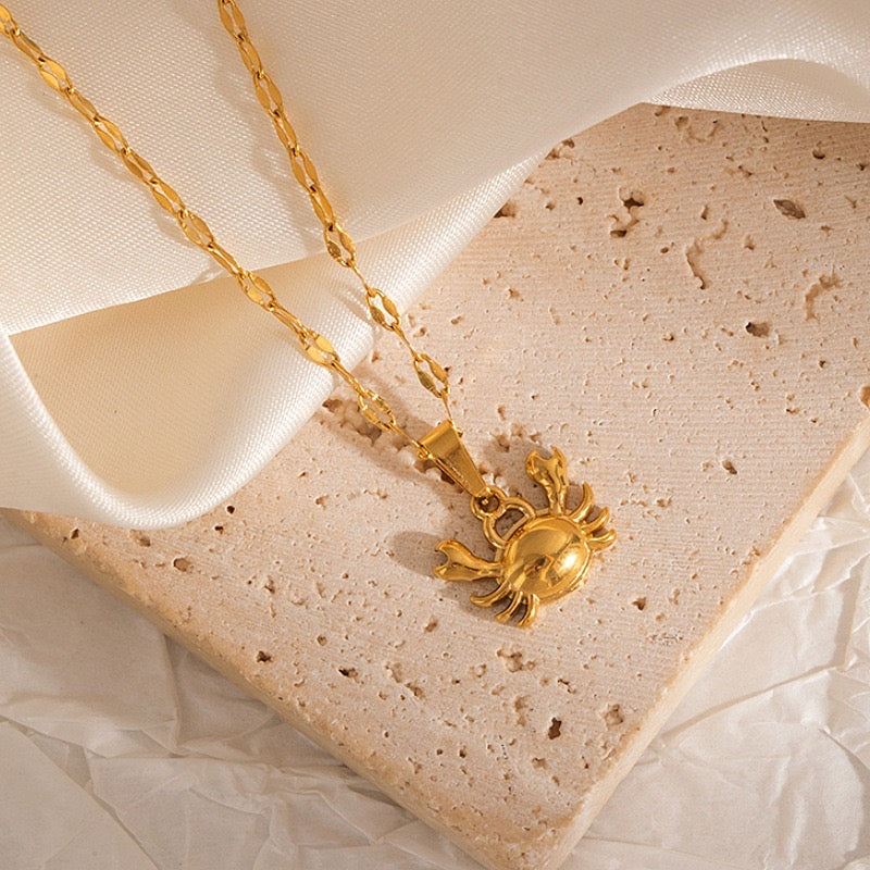 C1005 collar, cangrejo dorado, Acero Inoxidable, 24 cm de largo 1 cm dije