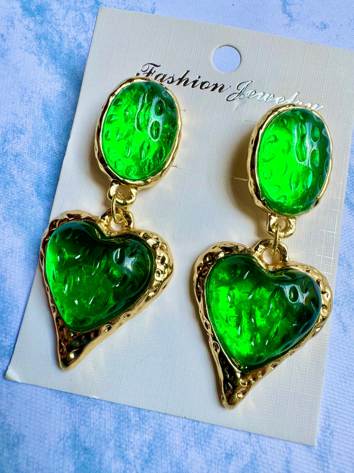 E382 Aretes Vintage Corazón Verde