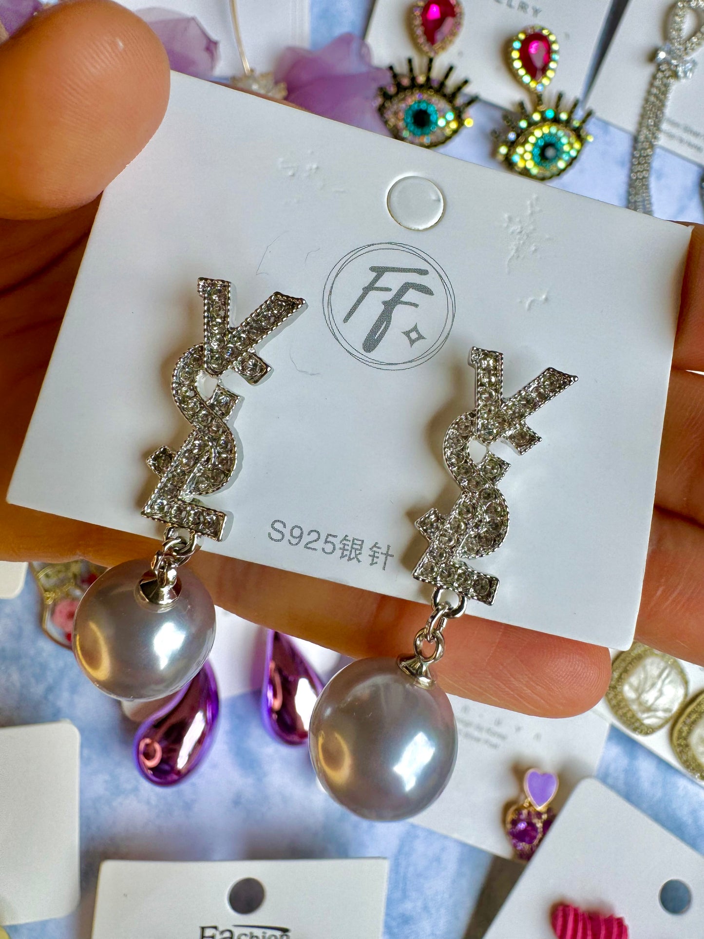 E1672 Aretes perla zirconia imitación marcas enchapado