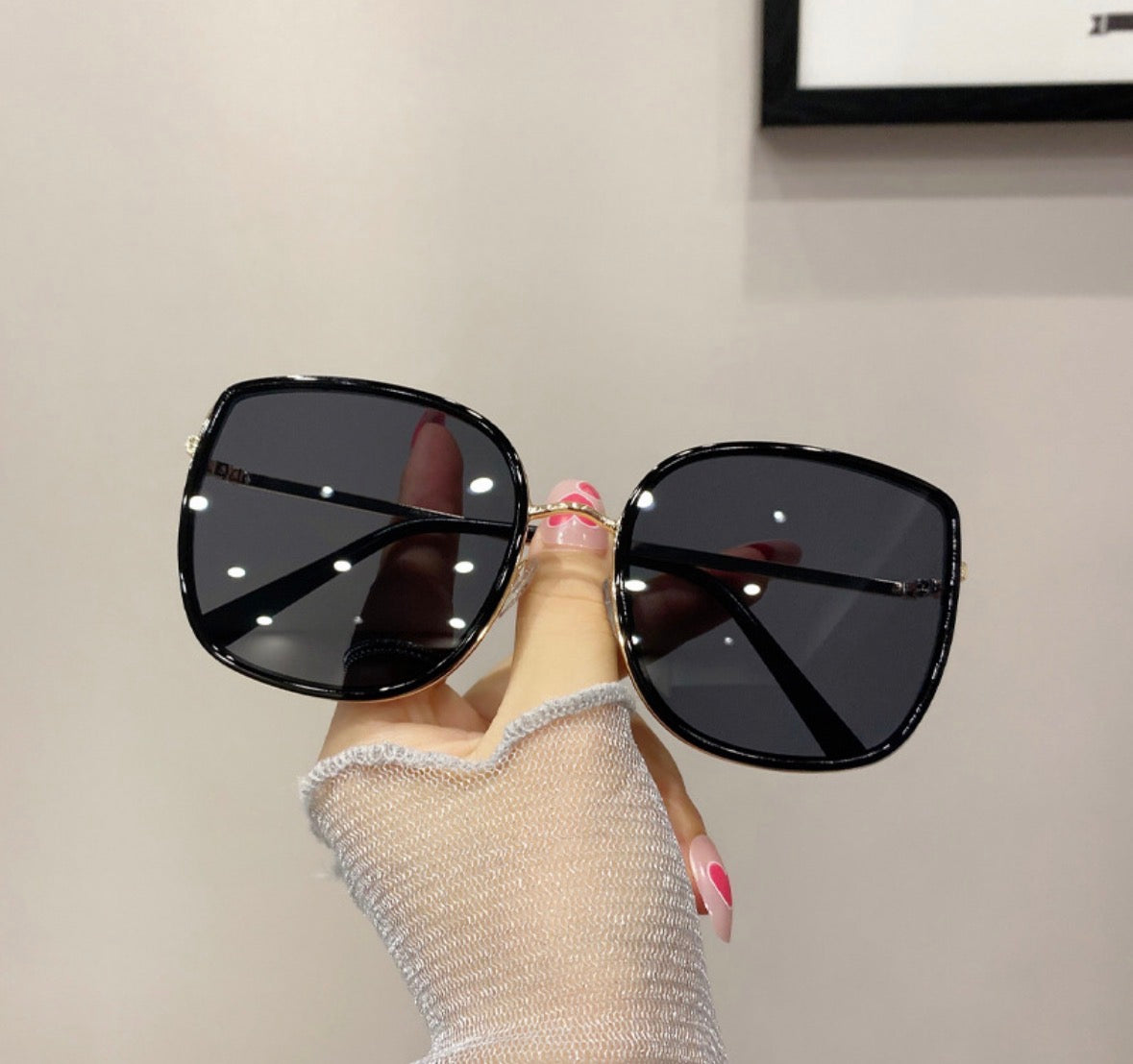 Lent22 lentes cuadrados protección UV400 Para mujer negras brillantes